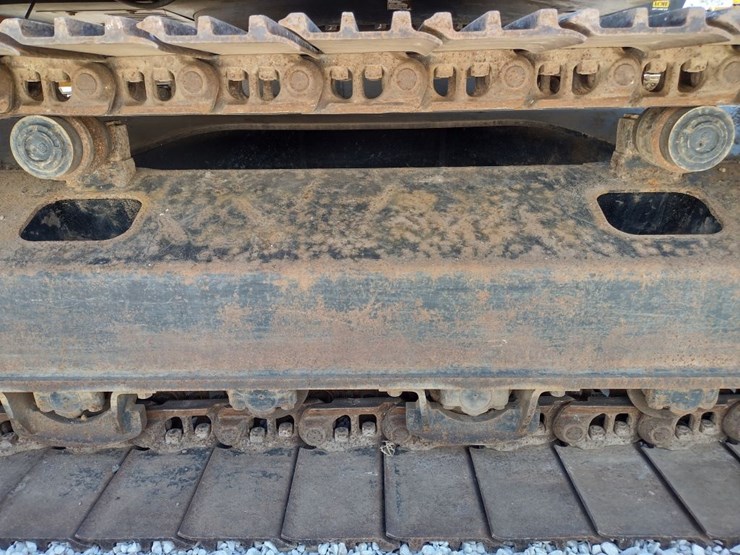 hitachi-zx245us-lc-6n-image-31
