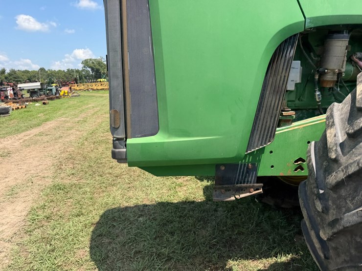 2000-john-deere-9300-image-40