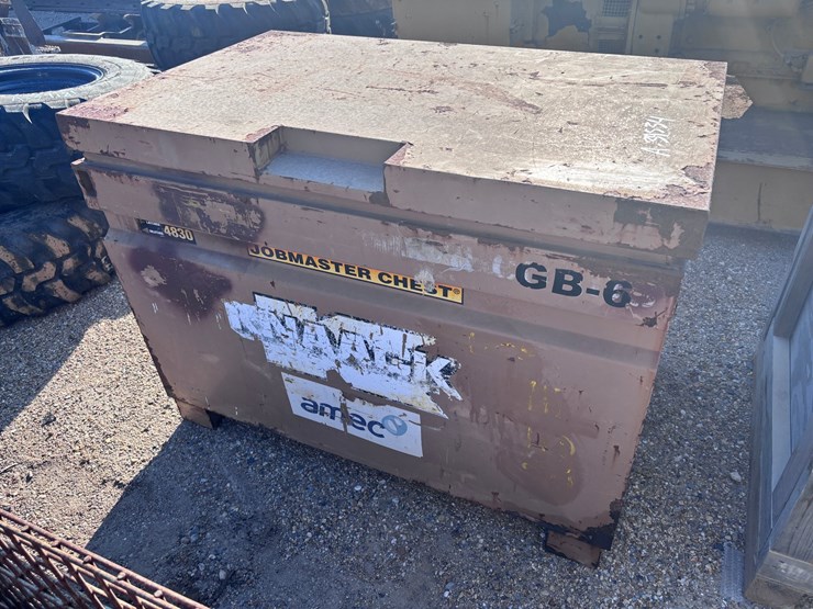#39534-•-jobsite-toolbox-with-miscellaneous-items-image-5