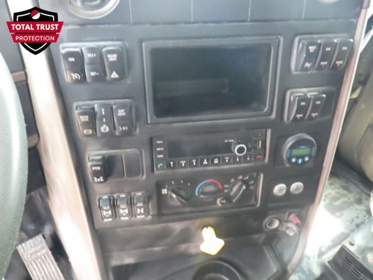 2021-international-hx620-image-17