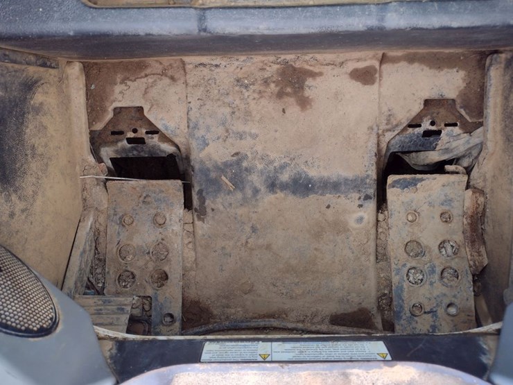 bobcat-t770-image-13