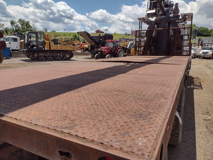 western-star-4900-image-32