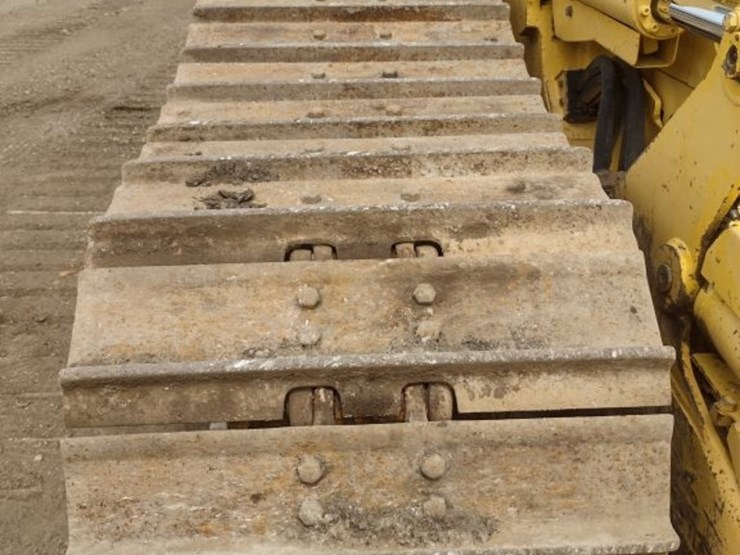 komatsu-d51pxi-22-image-32