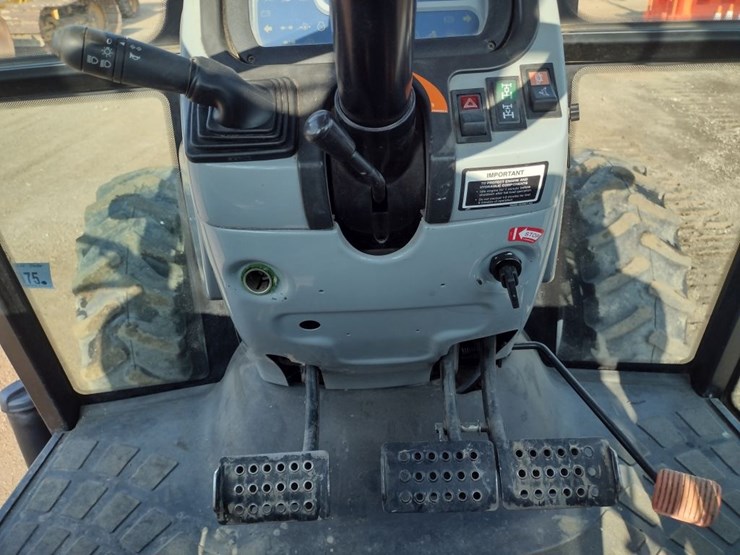 new-holland-ts6020-image-8