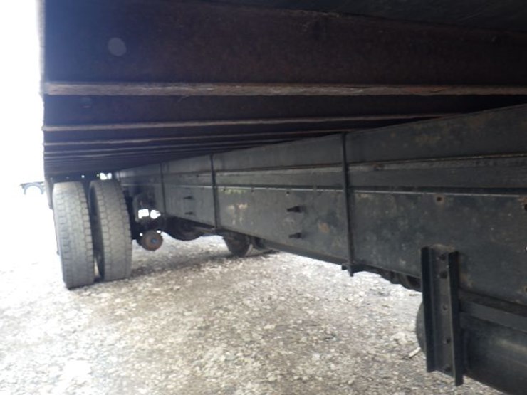 2018-hino-268a-image-6