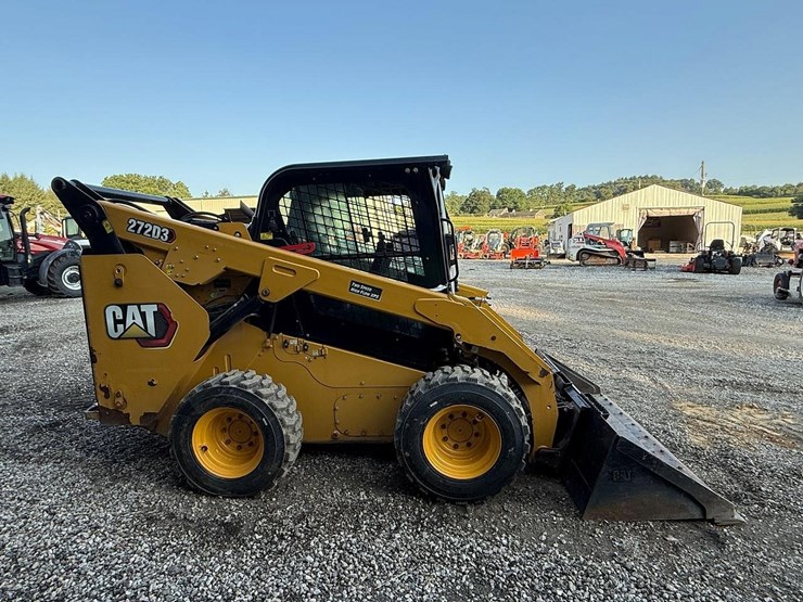 2020-caterpillar-272d3-image-5