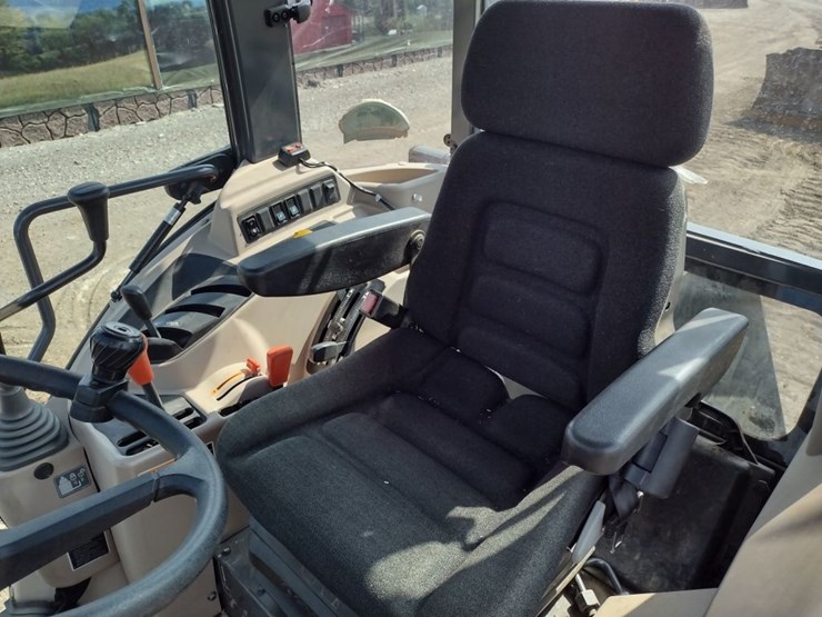 kubota-m7060d-image-12