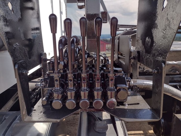 kenworth-t880-image-19