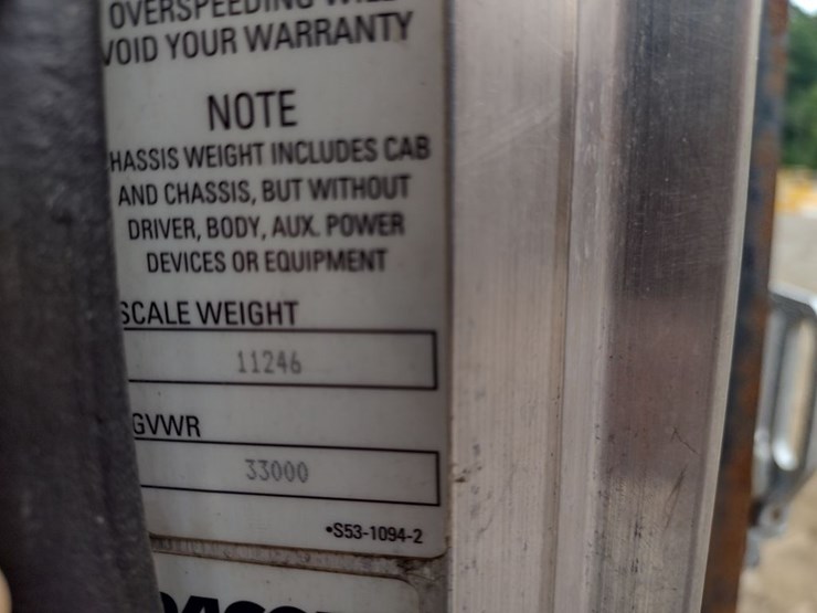 peterbilt-337-image-8