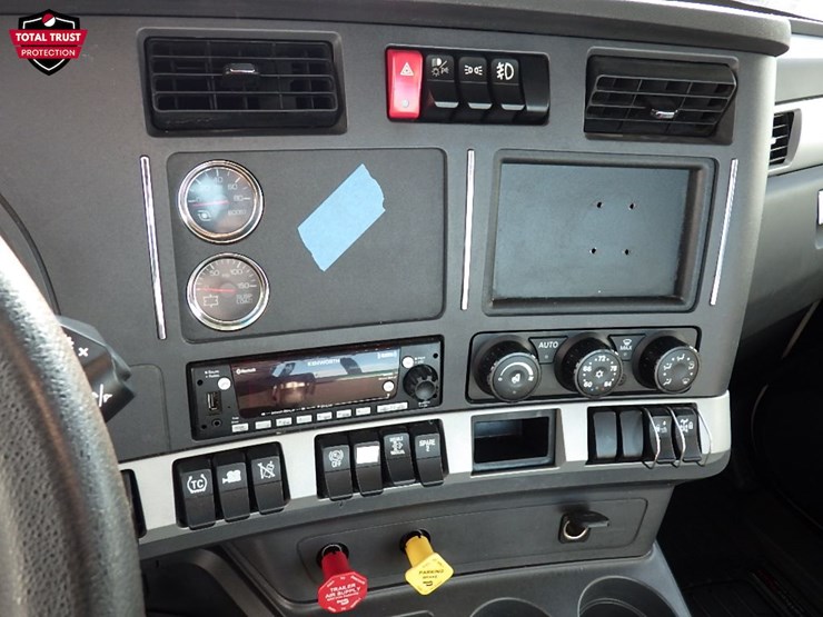 2024-kenworth-t680-image-19