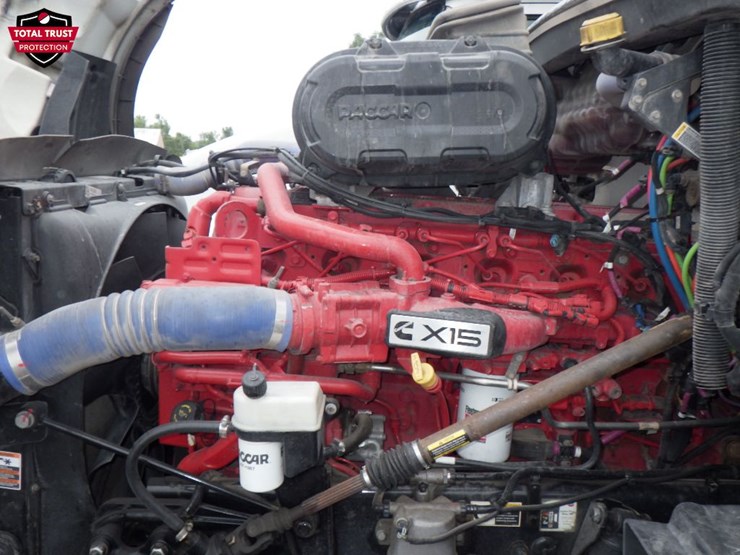 2022-peterbilt-579-image-26
