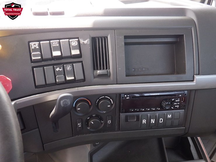 2019-volvo-vnr300-image-22