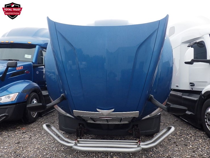 2023-peterbilt-579-image-29