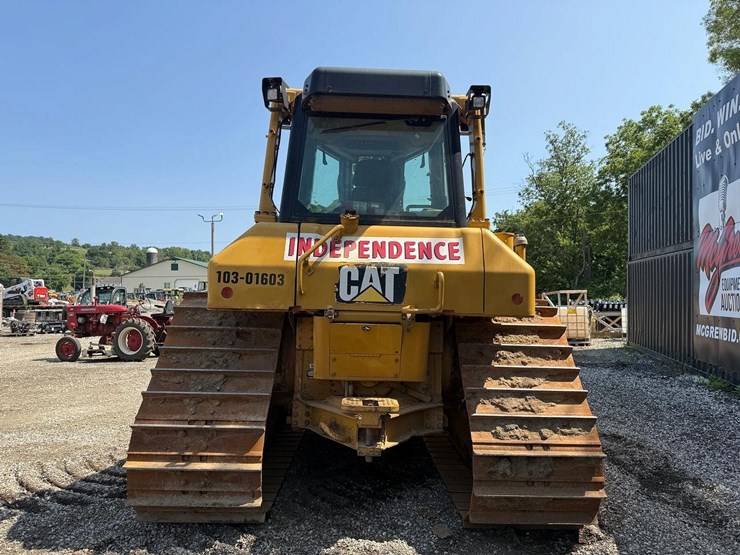 2013-caterpillar-d6n-lgp-image-3