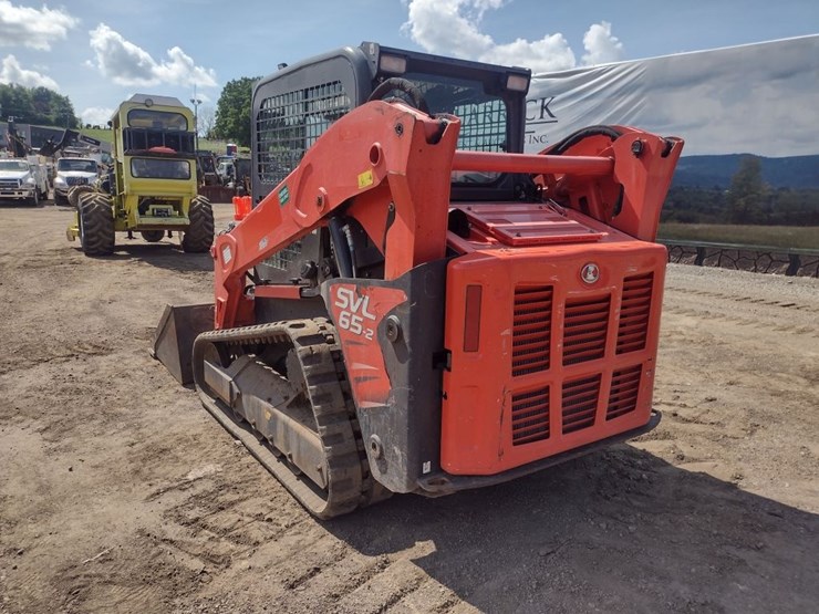 kubota-svl65-image-33