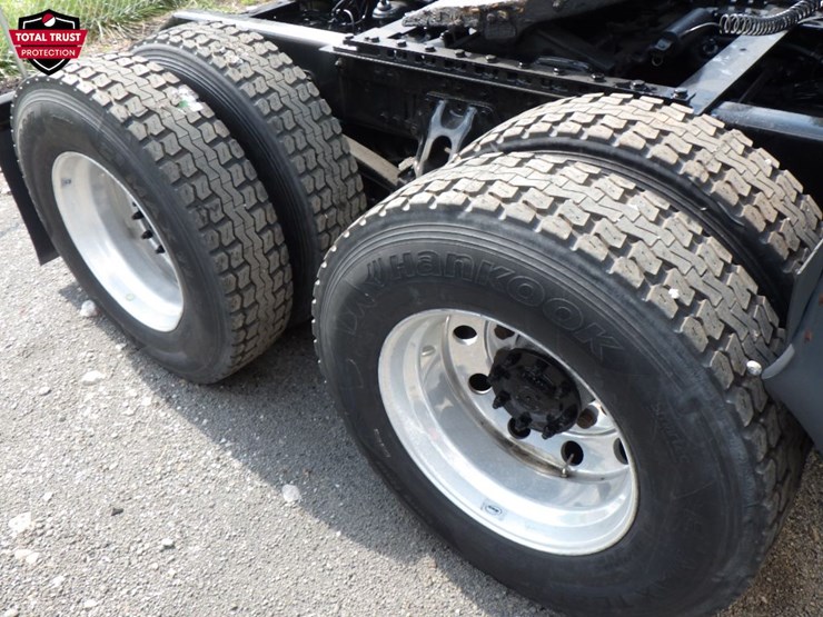 2020-kenworth-t680-image-4
