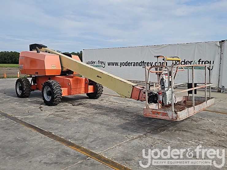 2016-jlg-600s-image-7
