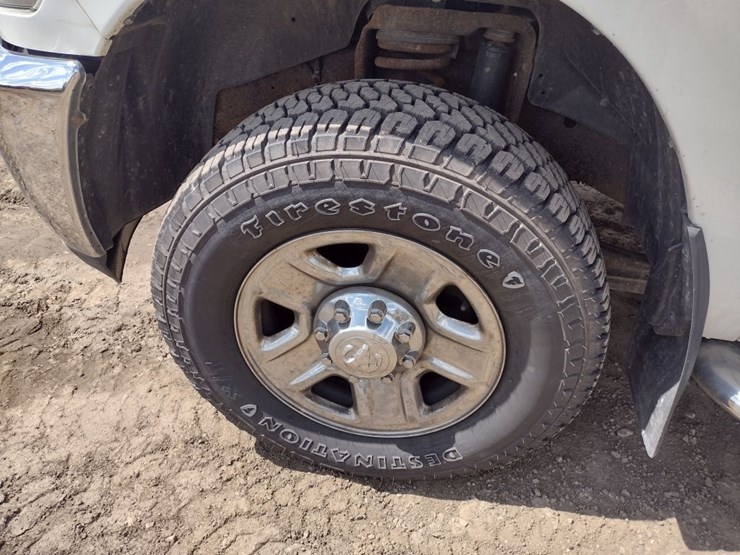 18-dodge-2500-image-18