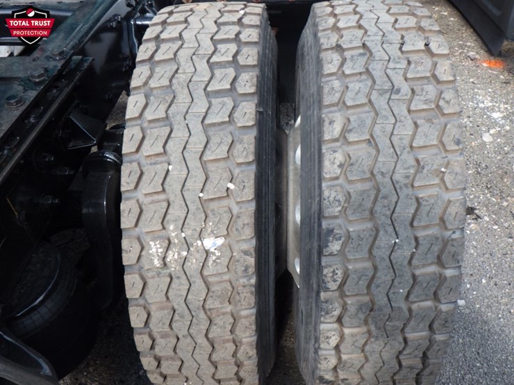 2020-kenworth-t680-image-6