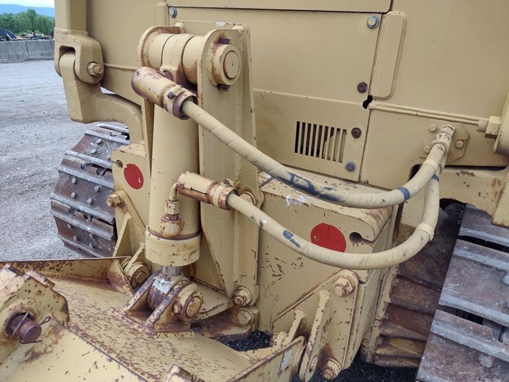 caterpillar-939c-image-24