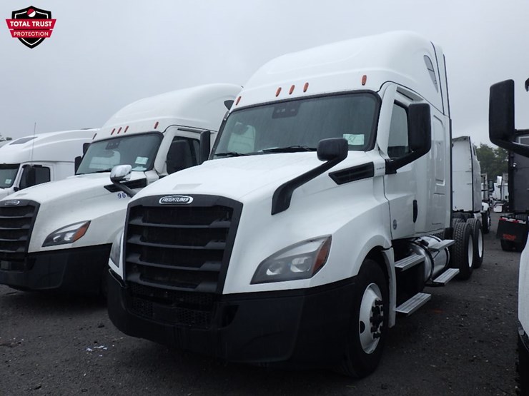 2023-freightliner-cascadia-126-image-1