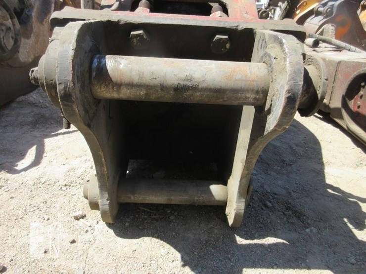 caterpillar-330-image-5