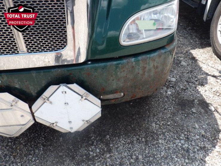2019-peterbilt-348-image-3