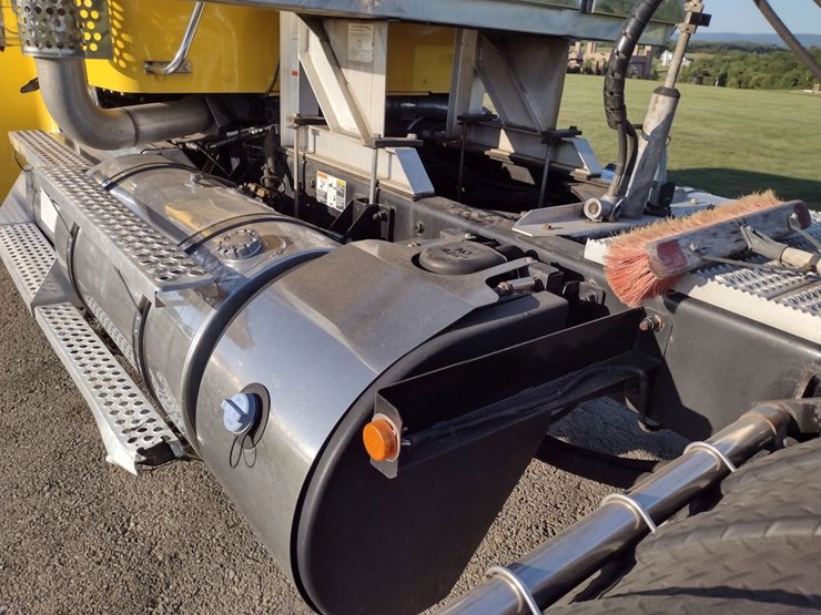 kenworth-w900-image-21