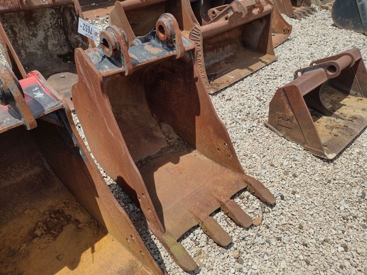 caterpillar-22-image-2