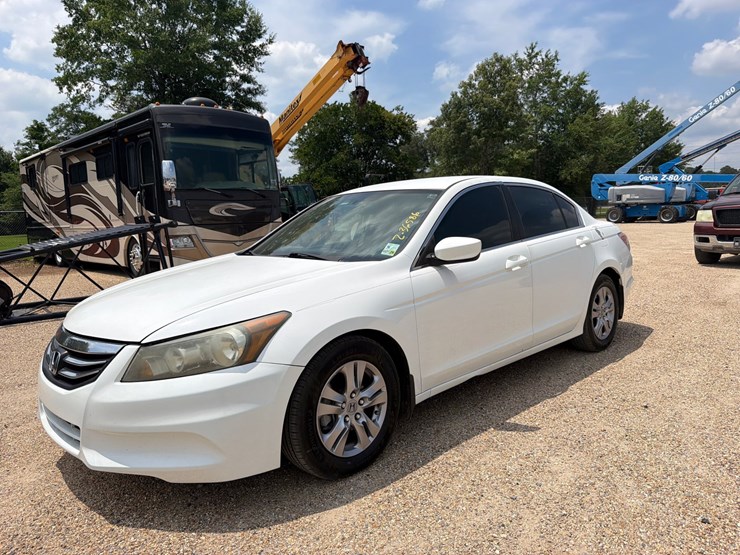 #36586-•-2012-honda-accord-image-1