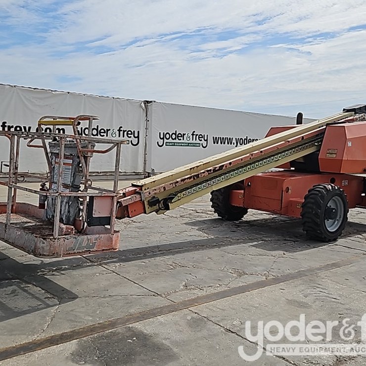 2016 JLG 600S