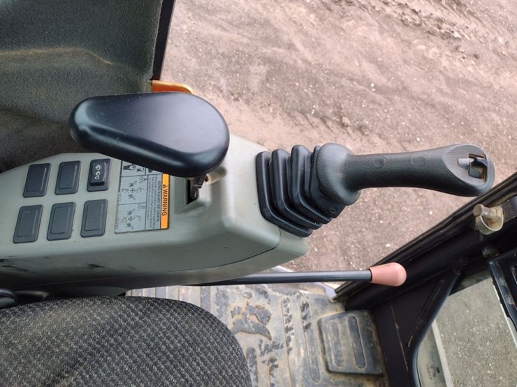 bobcat-e35-image-8