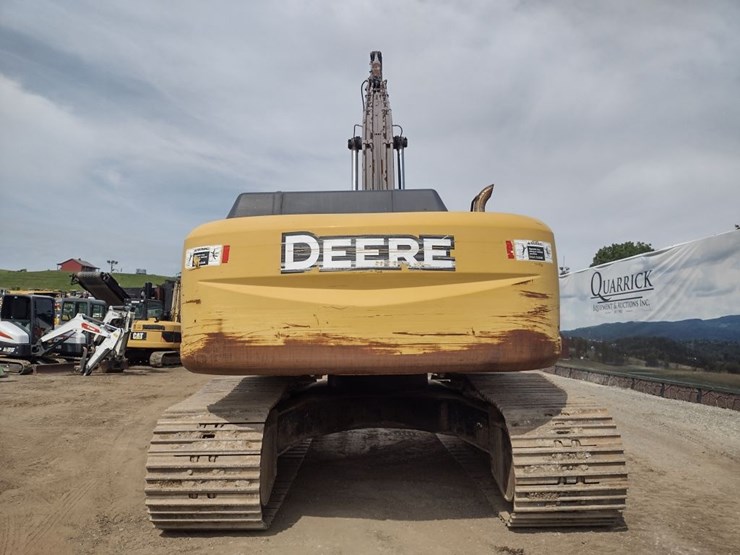 2007-deere-270d-lc-image-4