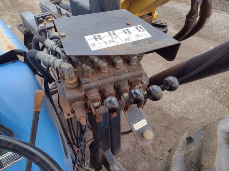 new-holland-7610s-image-9