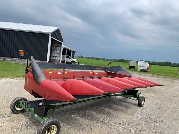 case-ih-1063-image-36