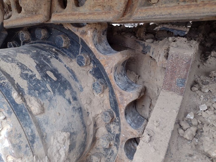 john-deere-24-image-27