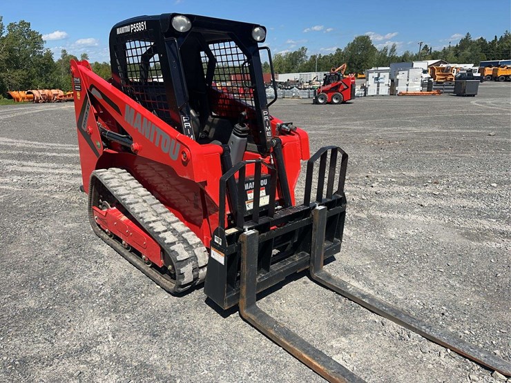 2023-manitou-1050rt-image-3