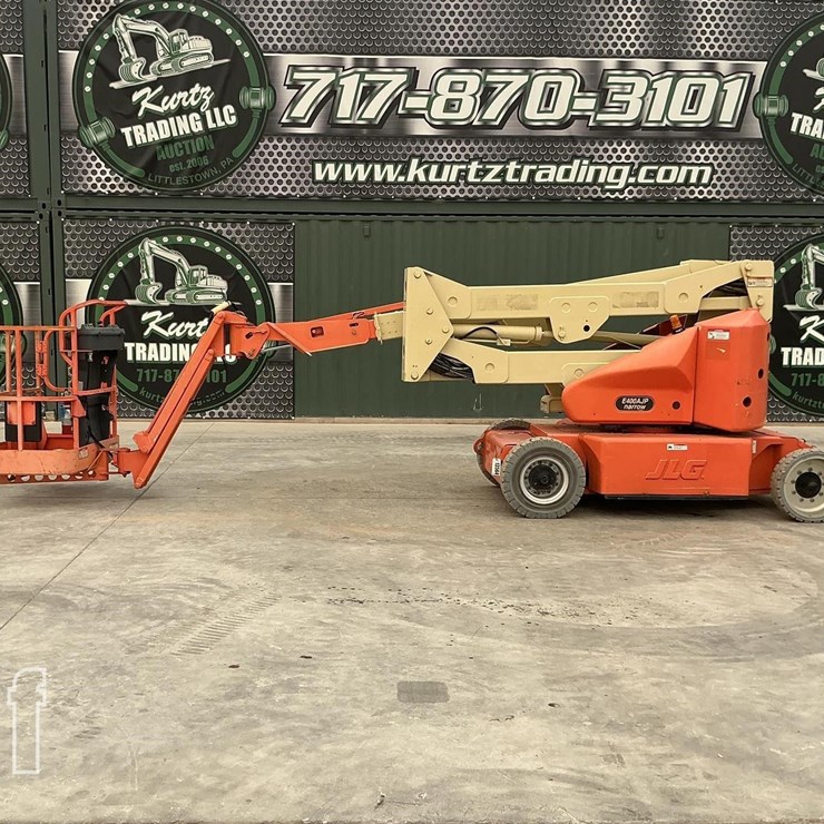 2007 JLG E400AJPN