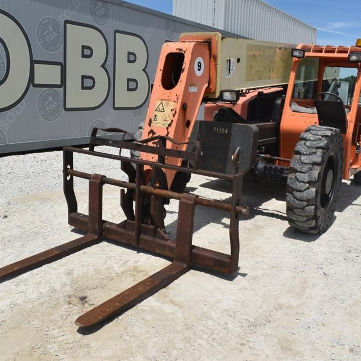 2012 JLG G9-43A