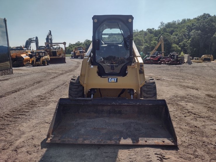 caterpillar-262d-image-2
