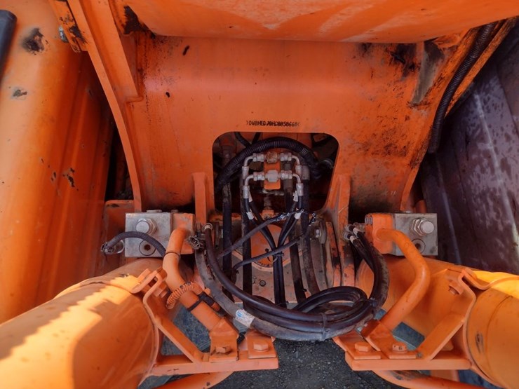 doosan-dx140-lc-image-43