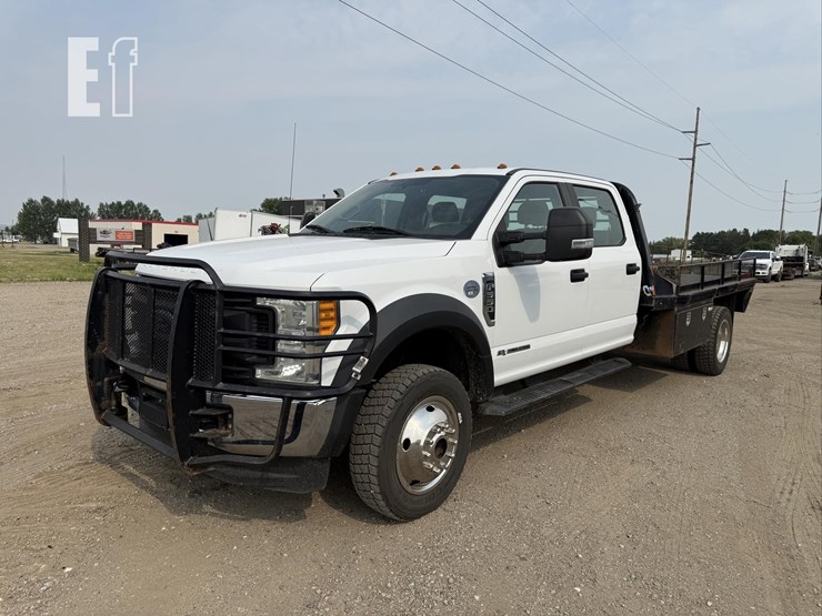 2017-ford-f550-xl-image-1