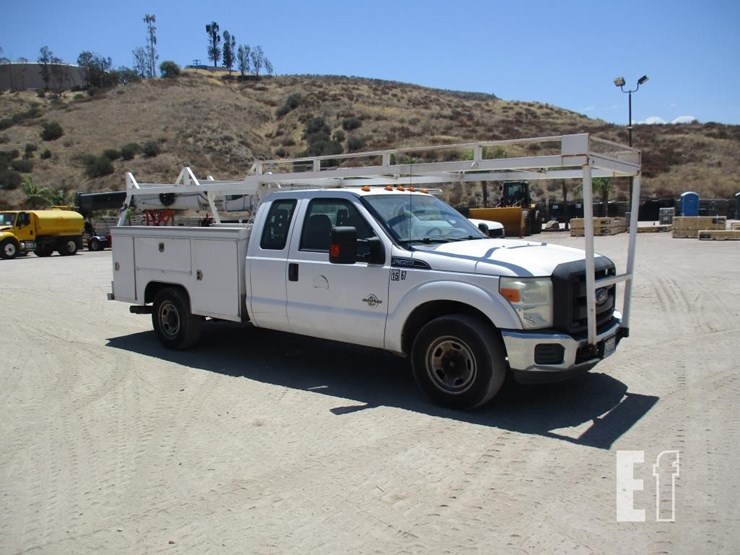 2016-ford-f350-image-2
