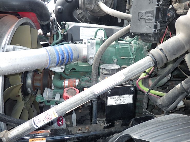 2019-volvo-vnr300-image-25