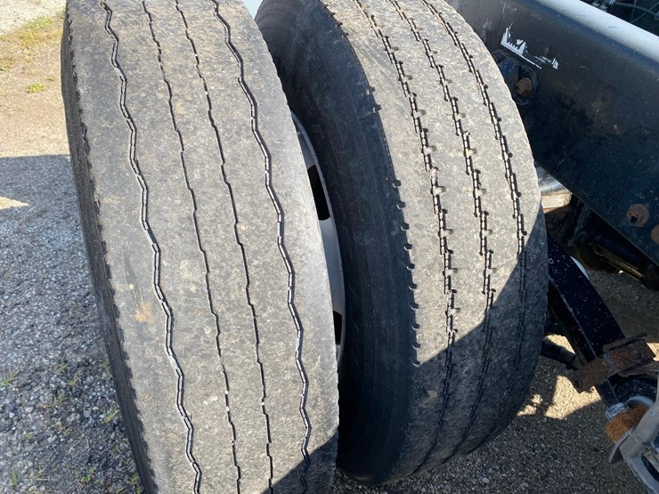 2018-kenworth-t440-image-74