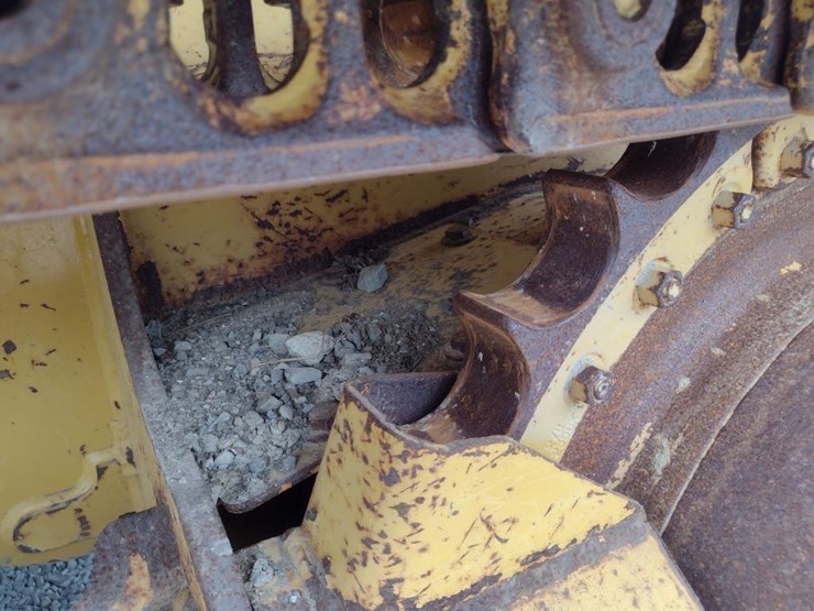 caterpillar-d1-image-14