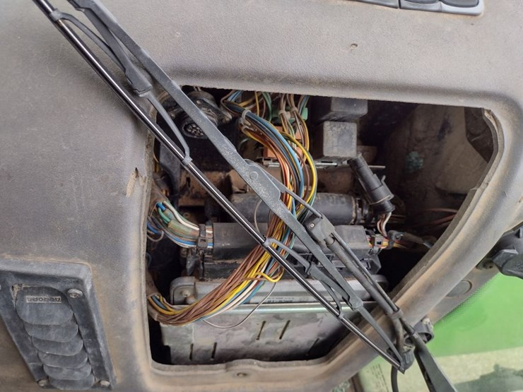 deutz-fahr-agrotron-m650-image-10