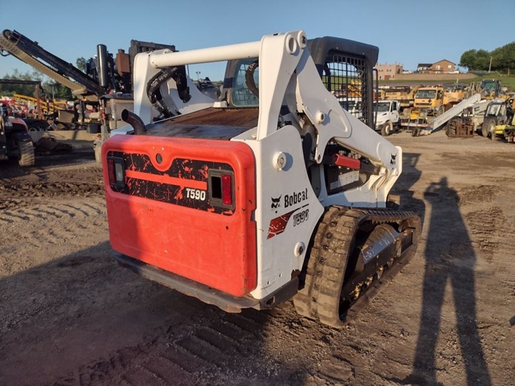 bobcat-t590-image-32
