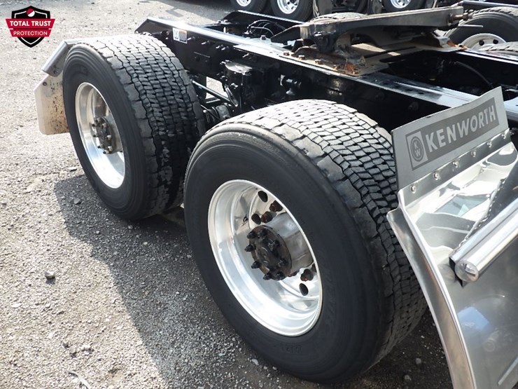 2024-kenworth-t680-image-4