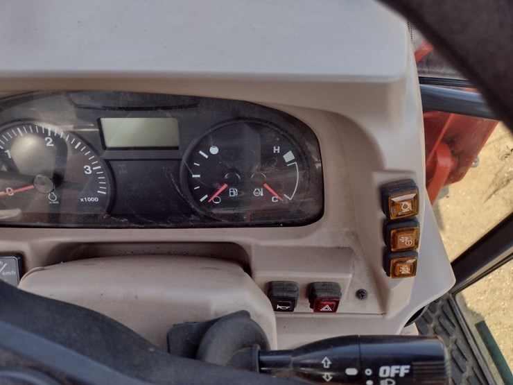 kubota-m7060d-image-9